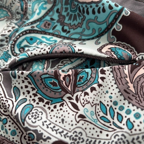 Athleta Halter Top Dress with Shirring Smocking Gorgeous Paisley Activewear - Picture 11 of 15